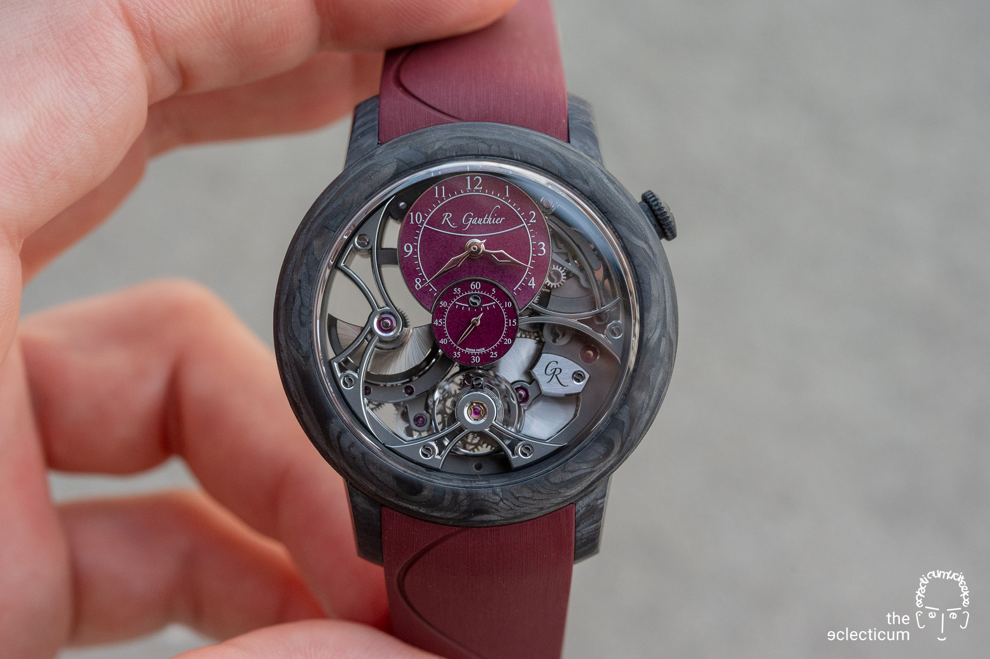 Romain Gauthier Insight Micro-Rotor Squelette Carbonium burgundy