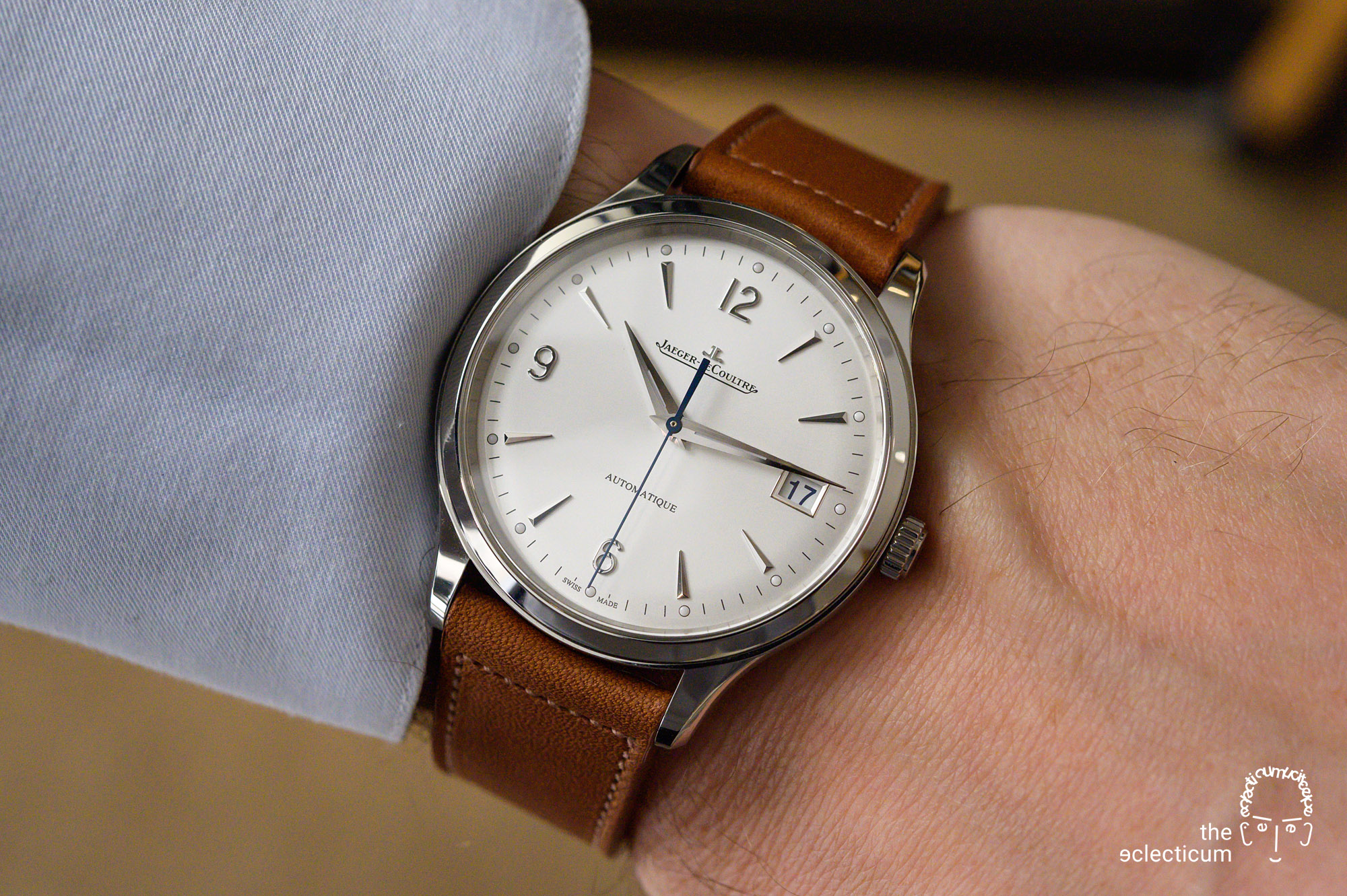 Jaeger-LeCoultre Master Control Date 2020 wristshot