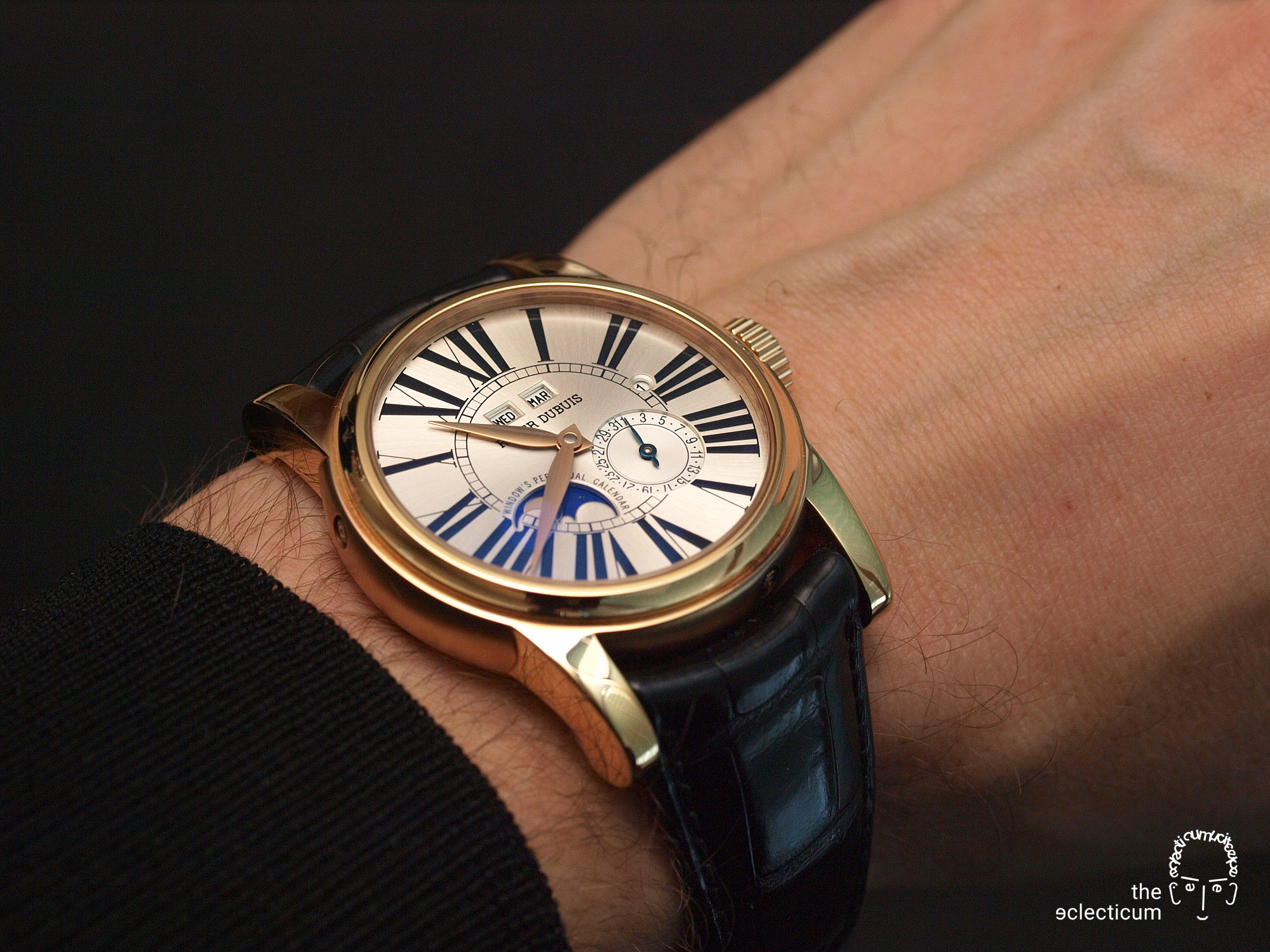 Roger Dubuis Hommage Perpetual Calendar Poinçon de Geneve Geneva Seal wristshot